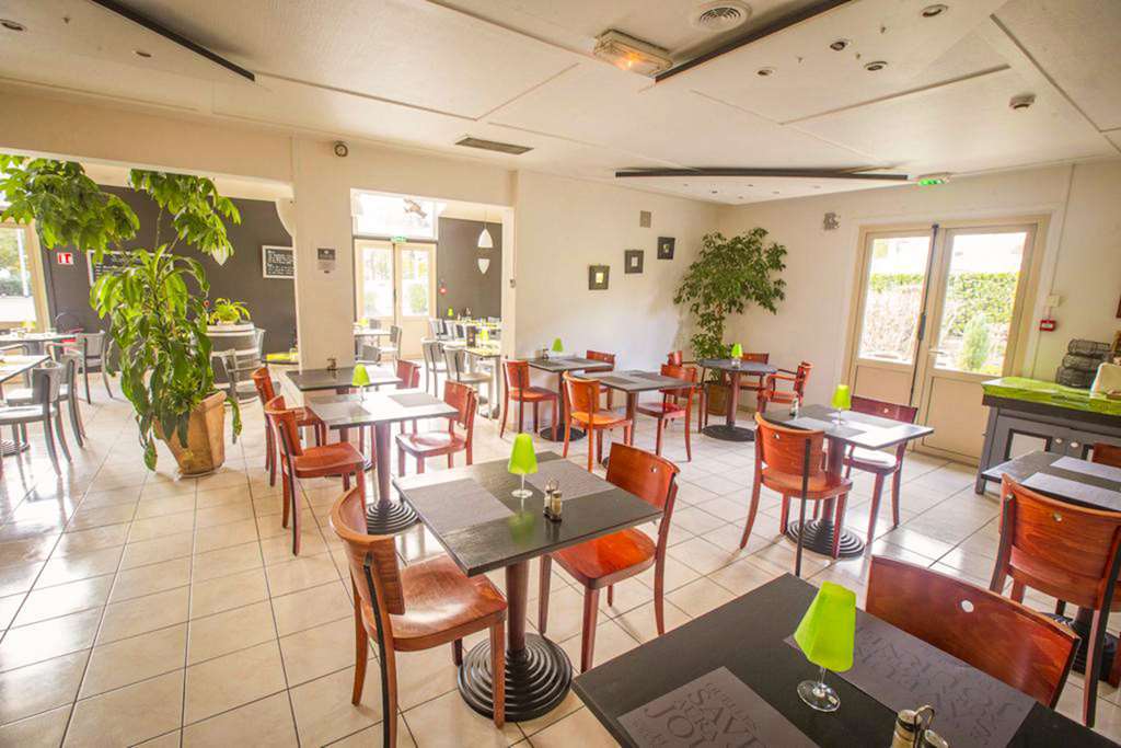 Comfort Hotel Grenoble Meylan Restaurant foto