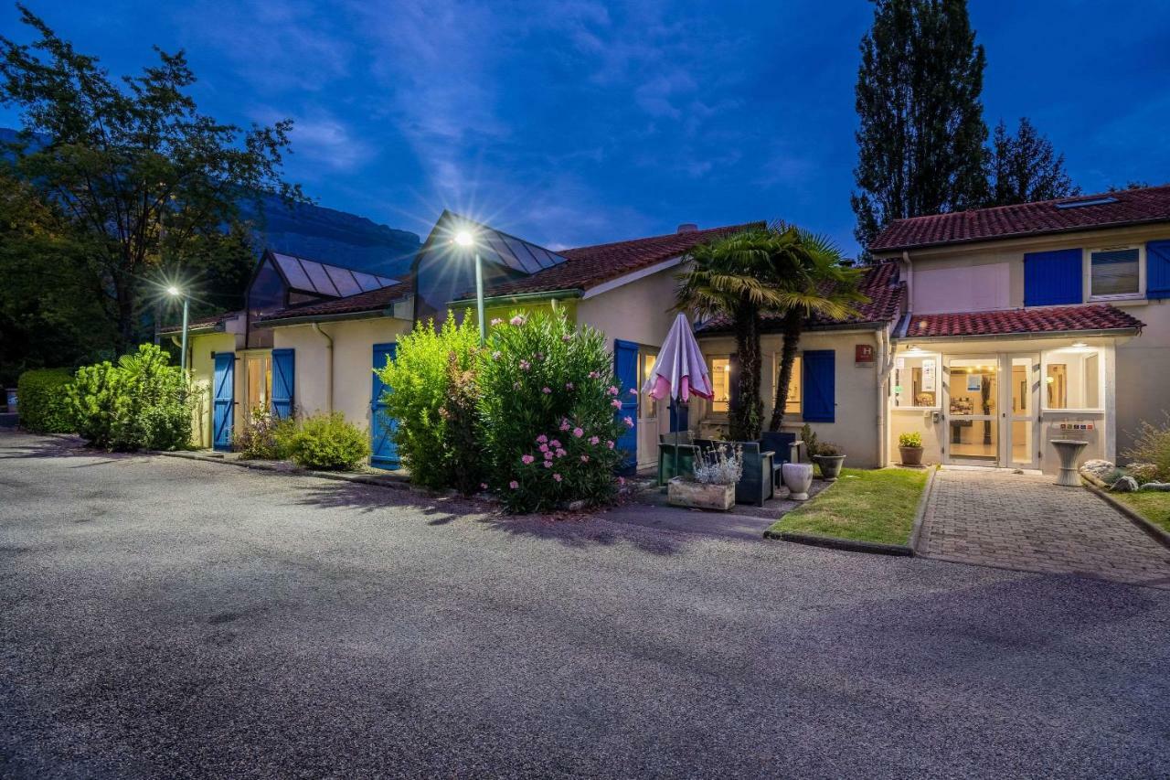 Comfort Hotel Grenoble Meylan Exterior foto